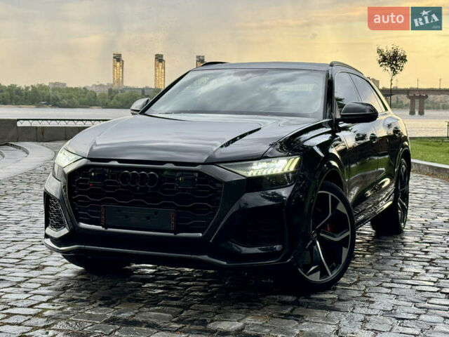Чорний Ауді RS Q8, об'ємом двигуна 4 л та пробігом 90 тис. км за 89999 $, фото 190 на Automoto.ua