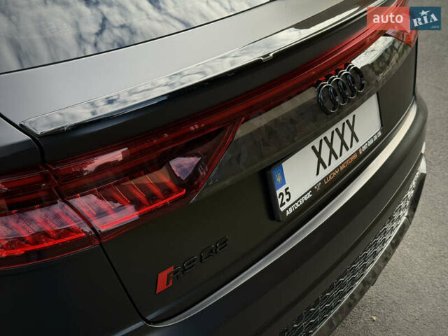 Ауді RS Q8 2021 у Чернігові на Automoto.ua Чорний Ауді RS Q8, об'ємом двигуна 4 л та пробігом 58 тис. км за 120000 $, фото 11 на Automoto.ua
