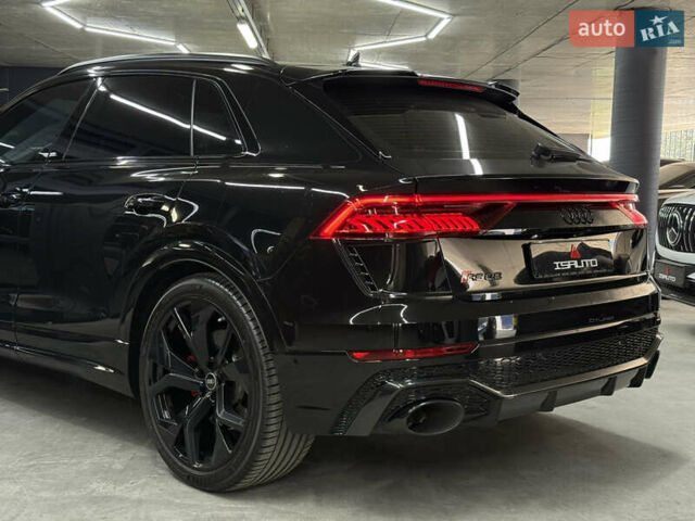 Чорний Ауді RS Q8, об'ємом двигуна 4 л та пробігом 55 тис. км за 99500 $, фото 11 на Automoto.ua