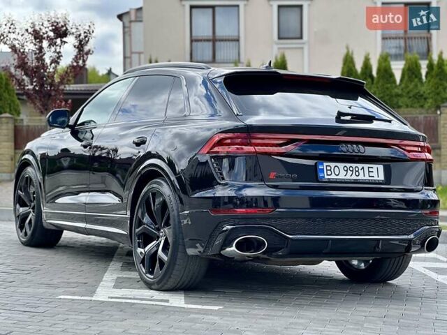 Черный Ауди RS Q8, объемом двигателя 4 л и пробегом 80 тыс. км за 95000 $, фото 4 на Automoto.ua