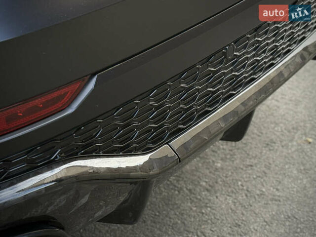 Ауді RS Q8 2021 у Чернігові на Automoto.ua Чорний Ауді RS Q8, об'ємом двигуна 4 л та пробігом 58 тис. км за 120000 $, фото 13 на Automoto.ua