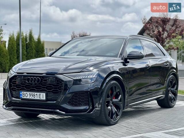 Черный Ауди RS Q8, объемом двигателя 4 л и пробегом 80 тыс. км за 95000 $, фото 3 на Automoto.ua
