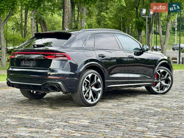 Чорний Ауді RS Q8, об'ємом двигуна 4 л та пробігом 90 тис. км за 89999 $, фото 20 на Automoto.ua