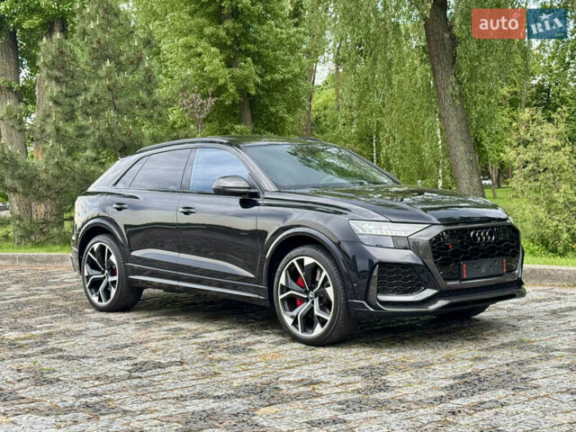 Чорний Ауді RS Q8, об'ємом двигуна 4 л та пробігом 90 тис. км за 89999 $, фото 118 на Automoto.ua