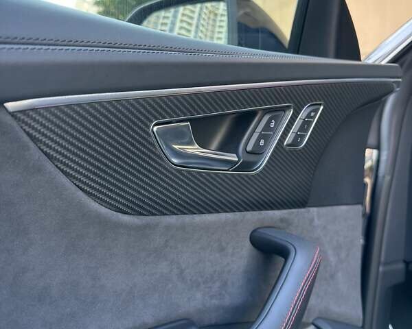 Чорний Ауді RS Q8, об'ємом двигуна 4 л та пробігом 43 тис. км за 98500 $, фото 19 на Automoto.ua