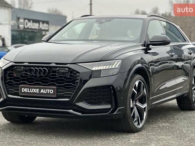 Чорний Ауді RS Q8, об'ємом двигуна 4 л та пробігом 45 тис. км за 99900 $, фото 2 на Automoto.ua