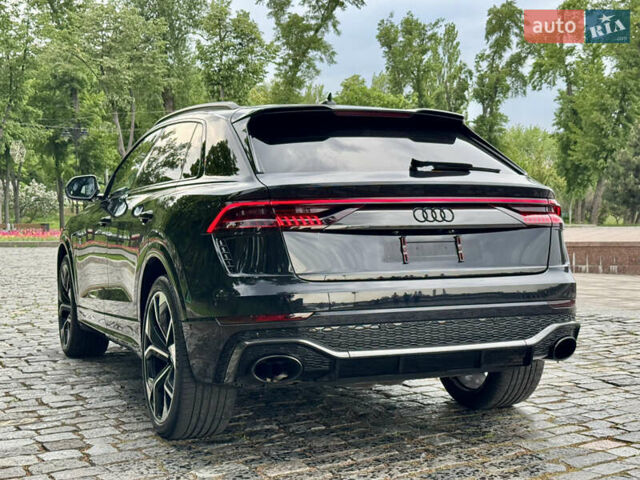 Чорний Ауді RS Q8, об'ємом двигуна 4 л та пробігом 90 тис. км за 89999 $, фото 8 на Automoto.ua