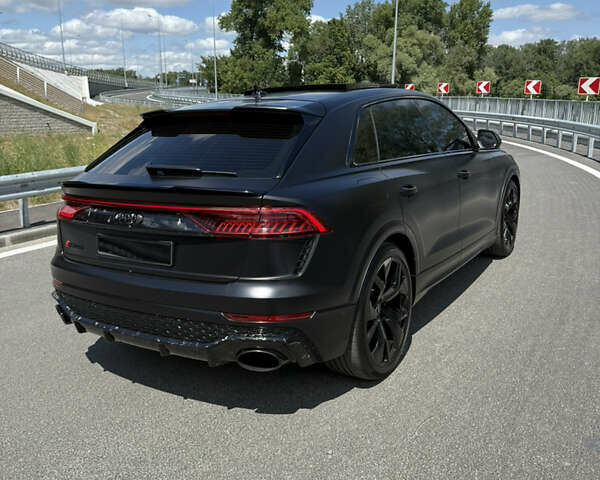 Ауді RS Q8 2021 у Чернігові на Automoto.ua Чорний Ауді RS Q8, об'ємом двигуна 4 л та пробігом 58 тис. км за 120000 $, фото 45 на Automoto.ua
