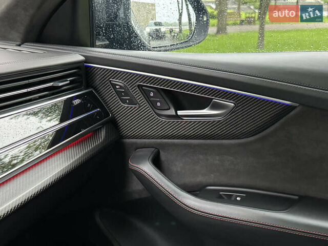 Чорний Ауді RS Q8, об'ємом двигуна 4 л та пробігом 90 тис. км за 89999 $, фото 93 на Automoto.ua