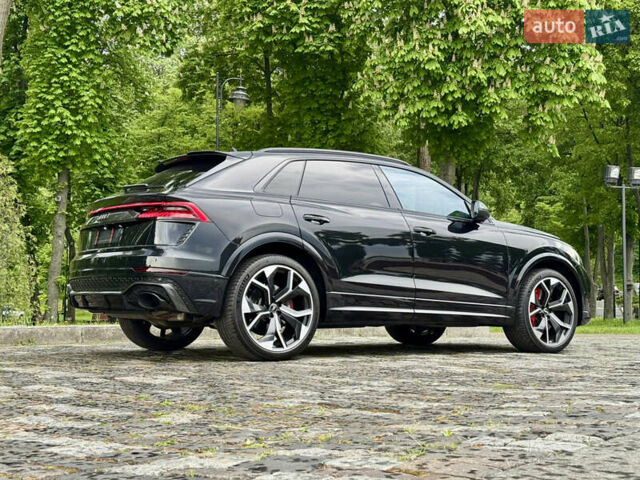 Чорний Ауді RS Q8, об'ємом двигуна 4 л та пробігом 90 тис. км за 89999 $, фото 11 на Automoto.ua