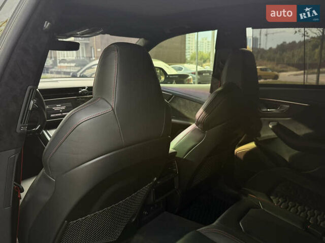 Ауді RS Q8 2021 у Чернігові на Automoto.ua Чорний Ауді RS Q8, об'ємом двигуна 4 л та пробігом 58 тис. км за 120000 $, фото 35 на Automoto.ua