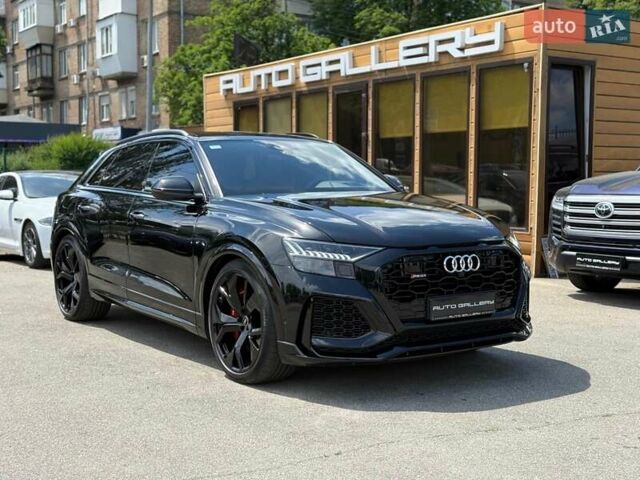 Черный Ауди RS Q8, объемом двигателя 4 л и пробегом 43 тыс. км за 108500 $, фото 4 на Automoto.ua
