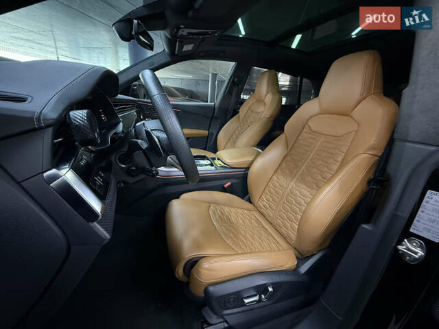 Чорний Ауді RS Q8, об'ємом двигуна 4 л та пробігом 55 тис. км за 99500 $, фото 20 на Automoto.ua
