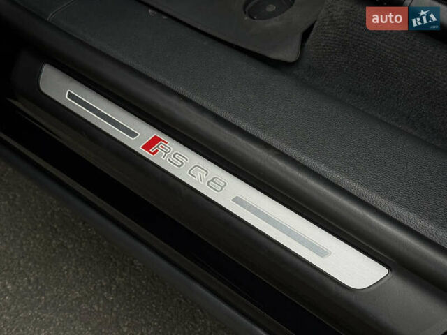 Ауді RS Q8 2021 у Чернігові на Automoto.ua Чорний Ауді RS Q8, об'ємом двигуна 4 л та пробігом 58 тис. км за 120000 $, фото 41 на Automoto.ua