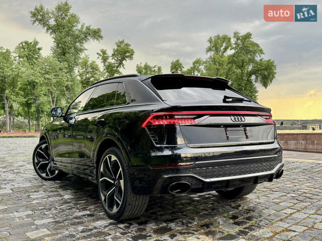 Чорний Ауді RS Q8, об'ємом двигуна 4 л та пробігом 90 тис. км за 89999 $, фото 143 на Automoto.ua