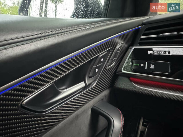 Чорний Ауді RS Q8, об'ємом двигуна 4 л та пробігом 90 тис. км за 89999 $, фото 102 на Automoto.ua
