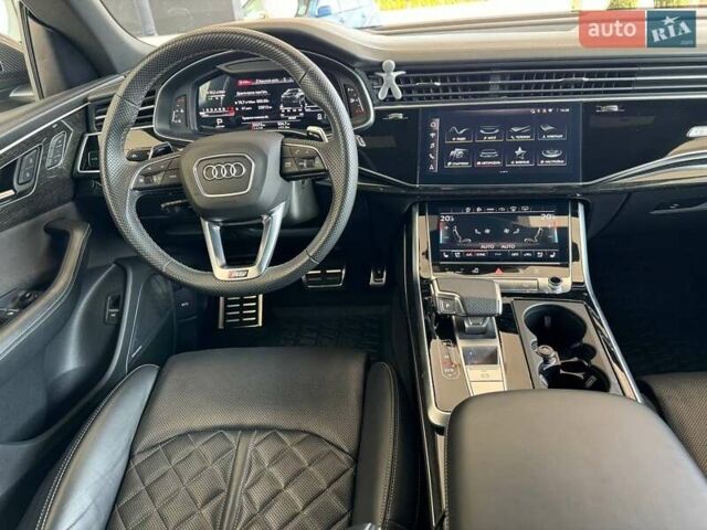 Черный Ауди RS Q8, объемом двигателя 4 л и пробегом 36 тыс. км за 110000 $, фото 102 на Automoto.ua