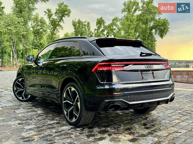 Чорний Ауді RS Q8, об'ємом двигуна 4 л та пробігом 90 тис. км за 89999 $, фото 157 на Automoto.ua
