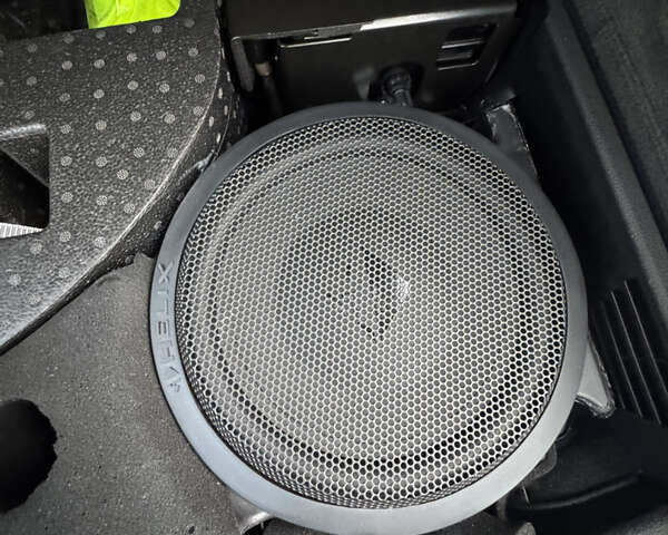 Чорний Ауді RS Q8, об'ємом двигуна 4 л та пробігом 90 тис. км за 89999 $, фото 128 на Automoto.ua
