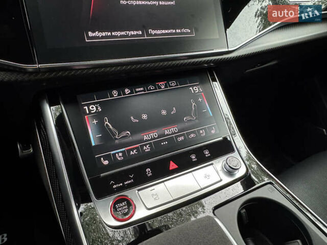 Чорний Ауді RS Q8, об'ємом двигуна 4 л та пробігом 90 тис. км за 89999 $, фото 111 на Automoto.ua