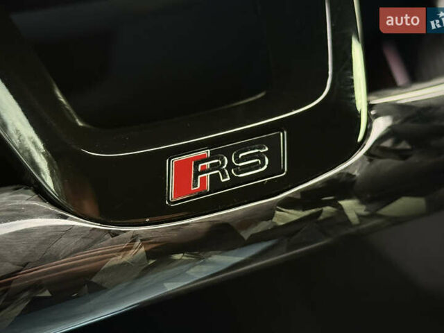 Ауді RS Q8 2021 у Чернігові на Automoto.ua Чорний Ауді RS Q8, об'ємом двигуна 4 л та пробігом 58 тис. км за 120000 $, фото 28 на Automoto.ua