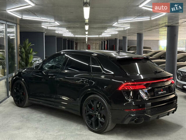 Чорний Ауді RS Q8, об'ємом двигуна 4 л та пробігом 55 тис. км за 99500 $, фото 9 на Automoto.ua