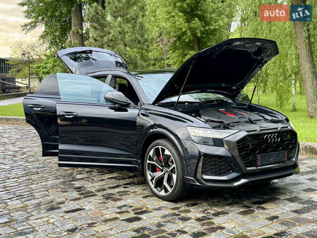 Чорний Ауді RS Q8, об'ємом двигуна 4 л та пробігом 90 тис. км за 89999 $, фото 131 на Automoto.ua