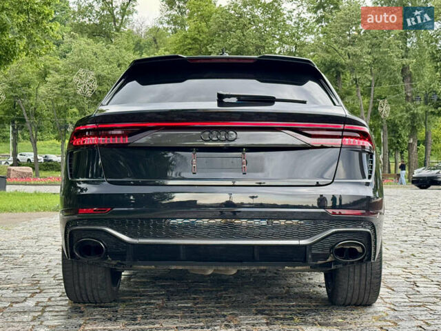 Чорний Ауді RS Q8, об'ємом двигуна 4 л та пробігом 90 тис. км за 89999 $, фото 7 на Automoto.ua