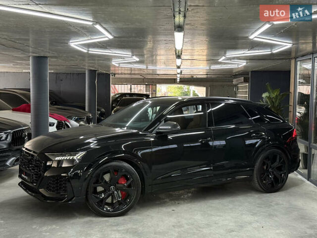 Чорний Ауді RS Q8, об'ємом двигуна 4 л та пробігом 55 тис. км за 99500 $, фото 5 на Automoto.ua