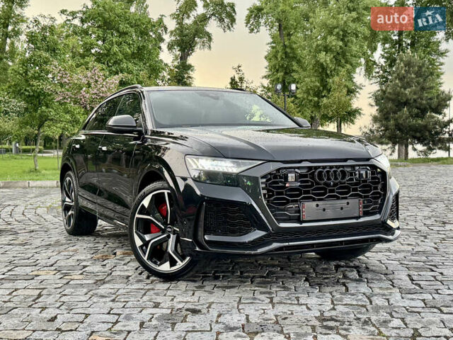 Чорний Ауді RS Q8, об'ємом двигуна 4 л та пробігом 90 тис. км за 89999 $, фото 167 на Automoto.ua