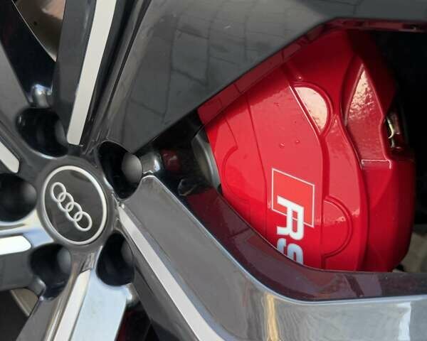 Чорний Ауді RS Q8, об'ємом двигуна 4 л та пробігом 13 тис. км за 139333 $, фото 14 на Automoto.ua