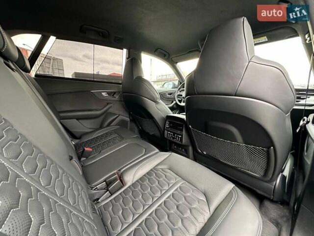 Чорний Ауді RS Q8, об'ємом двигуна 4 л та пробігом 37 тис. км за 125500 $, фото 79 на Automoto.ua
