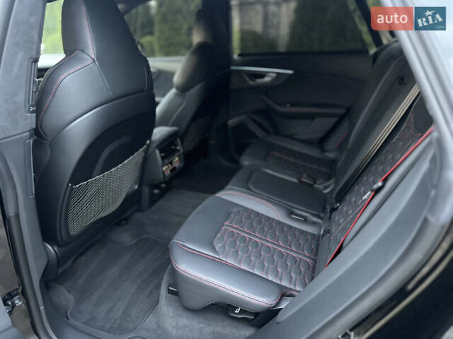 Черный Ауди RS Q8, объемом двигателя 4 л и пробегом 38 тыс. км за 124666 $, фото 27 на Automoto.ua