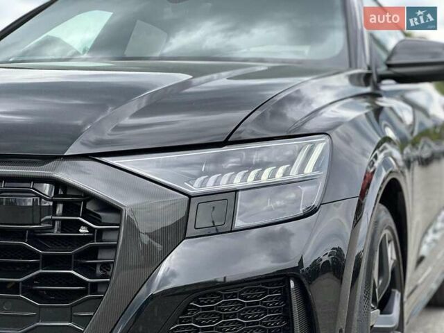 Чорний Ауді RS Q8, об'ємом двигуна 4 л та пробігом 37 тис. км за 125500 $, фото 10 на Automoto.ua