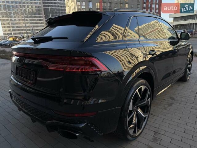 Чорний Ауді RS Q8, об'ємом двигуна 4 л та пробігом 13 тис. км за 139333 $, фото 7 на Automoto.ua