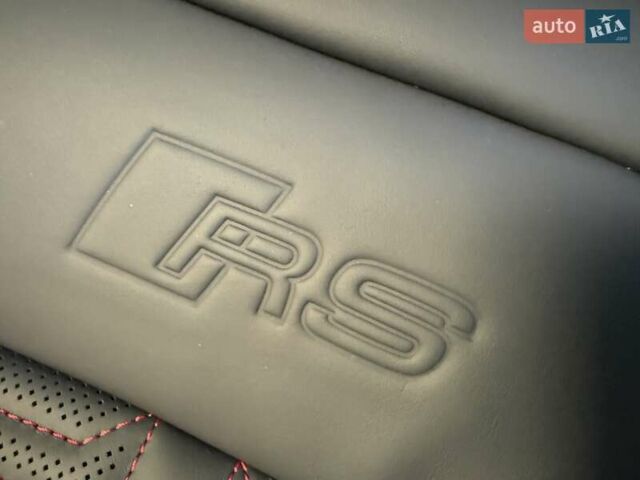 Чорний Ауді RS Q8, об'ємом двигуна 4 л та пробігом 13 тис. км за 139333 $, фото 16 на Automoto.ua