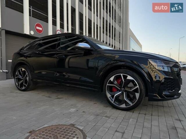 Чорний Ауді RS Q8, об'ємом двигуна 4 л та пробігом 13 тис. км за 139333 $, фото 9 на Automoto.ua