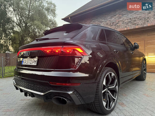 Чорний Ауді RS Q8, об'ємом двигуна 4 л та пробігом 17 тис. км за 103500 $, фото 9 на Automoto.ua