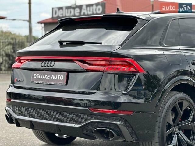 Чорний Ауді RS Q8, об'ємом двигуна 4 л та пробігом 37 тис. км за 125500 $, фото 15 на Automoto.ua