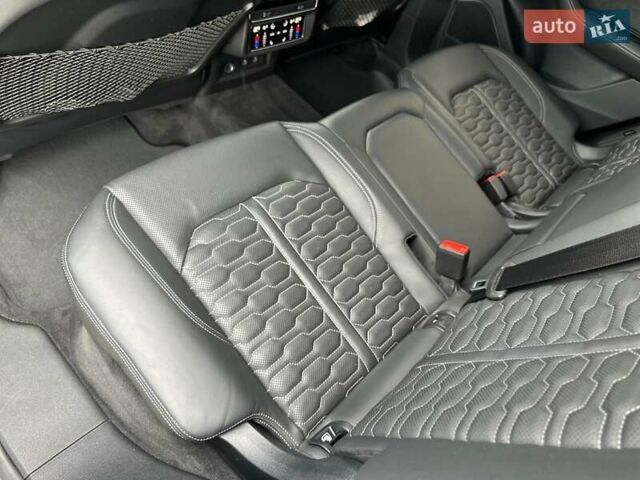 Чорний Ауді RS Q8, об'ємом двигуна 4 л та пробігом 37 тис. км за 125500 $, фото 61 на Automoto.ua