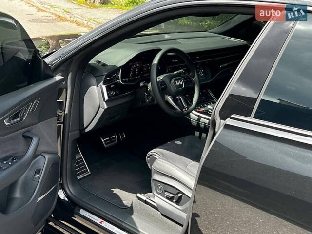 Черный Ауди RS Q8, объемом двигателя 4 л и пробегом 17 тыс. км за 114000 $, фото 9 на Automoto.ua