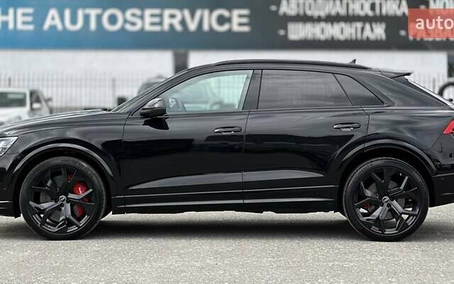 Чорний Ауді RS Q8, об'ємом двигуна 4 л та пробігом 37 тис. км за 125500 $, фото 11 на Automoto.ua