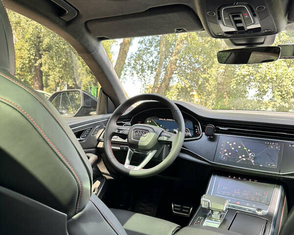 Чорний Ауді RS Q8, об'ємом двигуна 4 л та пробігом 24 тис. км за 127000 $, фото 46 на Automoto.ua