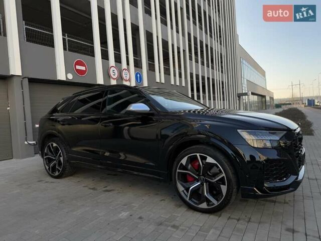 Чорний Ауді RS Q8, об'ємом двигуна 4 л та пробігом 13 тис. км за 139333 $, фото 2 на Automoto.ua