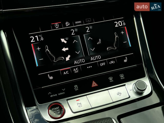Ауді RS Q8 2023 у Києві на Automoto.ua Чорний Ауді RS Q8, об'ємом двигуна 4 л та пробігом 18 тис. км за 108990 $, фото 14 на Automoto.ua