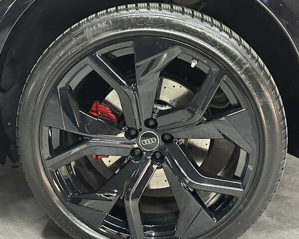 Ауді RS Q8 2023 у Одесі на Automoto.ua Чорний Ауді RS Q8, об'ємом двигуна 4 л та пробігом 15 тис. км за 128000 $, фото 23 на Automoto.ua