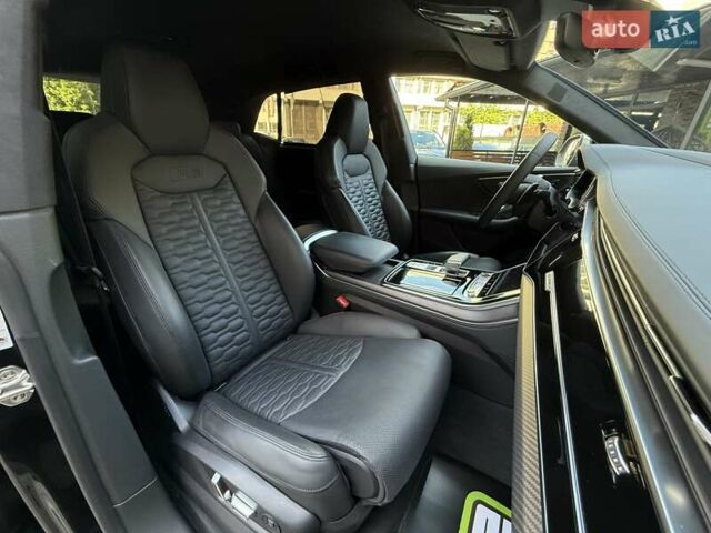 Чорний Ауді RS Q8, об'ємом двигуна 4 л та пробігом 34 тис. км за 118000 $, фото 54 на Automoto.ua