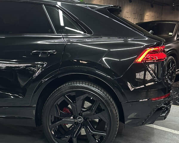 Ауді RS Q8 2023 у Одесі на Automoto.ua Чорний Ауді RS Q8, об'ємом двигуна 4 л та пробігом 15 тис. км за 128000 $, фото 15 на Automoto.ua