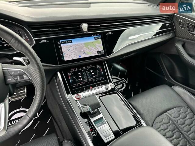 Чорний Ауді RS Q8, об'ємом двигуна 4 л та пробігом 37 тис. км за 125500 $, фото 88 на Automoto.ua