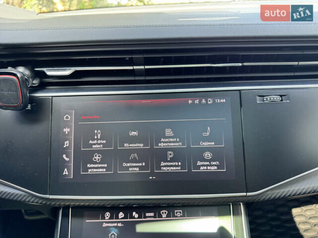 Чорний Ауді RS Q8, об'ємом двигуна 4 л та пробігом 24 тис. км за 127000 $, фото 30 на Automoto.ua